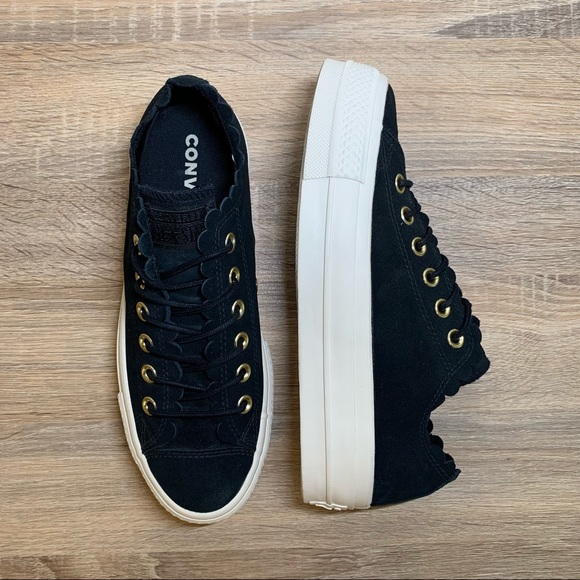 *SOLD* Converse Chuck Taylor All Star Platform Scalloped Ox Black Gold 563499C - Picture 3 of 6